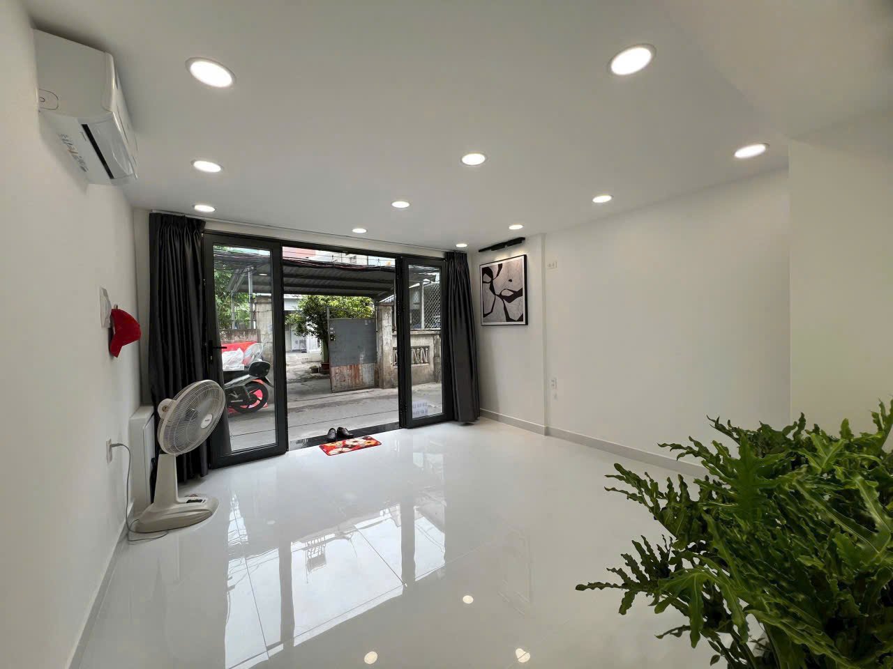 Nhà mới Lô góc 3 tầng HXH 25m2 – Cô Giang Phú Nhuận - Ảnh 1
